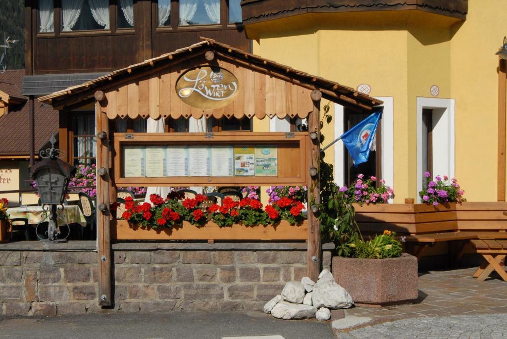 Hotel Loewenwirt Sexten Extérieur photo
